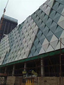 探访武汉洛斐尔建材铝单板加工厂 品质与技术的匠心见证